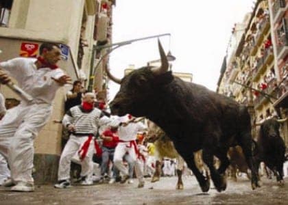 pamplona_running_of_the_bulls_corner pamplona_running_of_the_bulls_corner