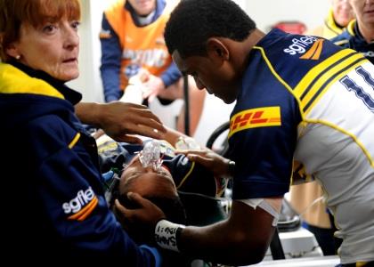 brumbies-lealiifano-injured brumbies-lealiifano-injured