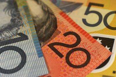 Australian_dollars_money
