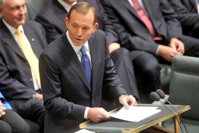 Abbott lays out $4bn a year spending cuts in budget reply