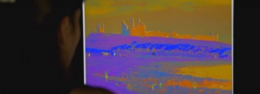 TRY THIS: Trick your brain into seeing color on black and white [VIDEO]