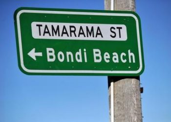 Move_to_Australia_Bondi_Beach