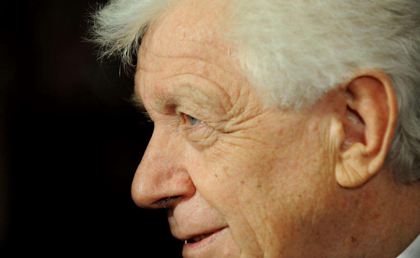 FFA chairman Frank Lowy rules out A-League expansion - Australian Times