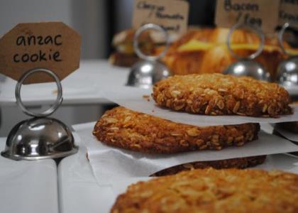 Anzac biscuits: know them, make them and find them in London