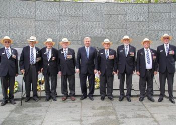 DVA Veterans at Wreath-Laying Ceremony at the Australian War Memorial, Hyde Park, London. Image courtesy of Department of Veterans Affairs.