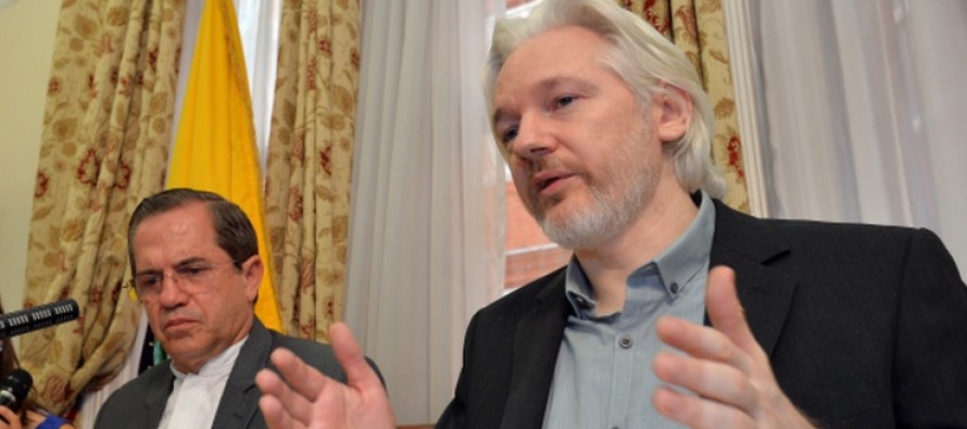 Assange to remain at London embassy until US WikiLeaks investigation ends