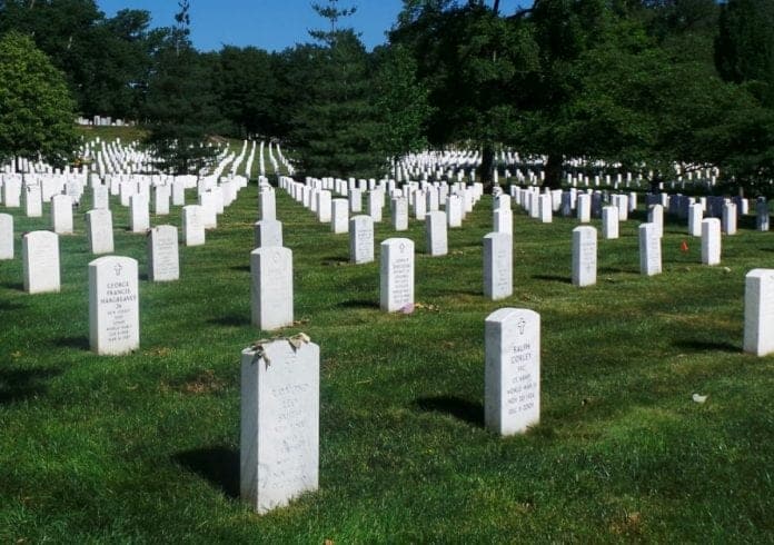 Arlington-National-Cemetery-Washington-DC-1-min-696x490