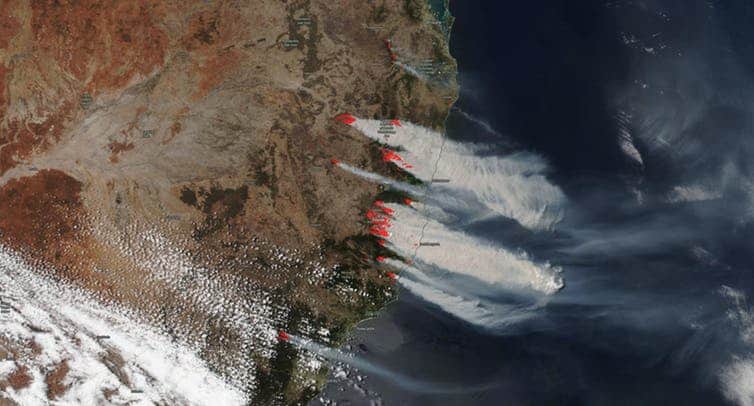Multiple large, intense fires are stretching from Australia’s coast to the tablelands and parts of the interior. (AAP-Image/Supplied, JPSS )