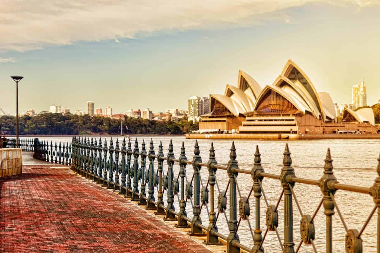 Breaking Glass review Sydney Chamber Opera livestreams premiere