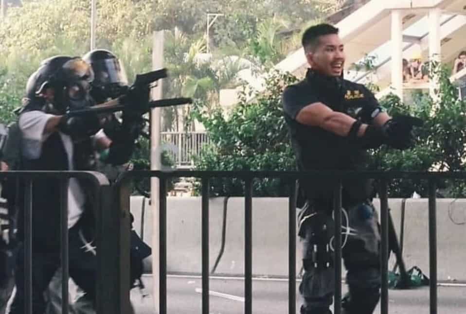 Hong Kong Police skirmish with demonstrators prior to the new legislation. Photo credit: Wikimedia Commons