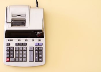 Yes, there are millionaires who pay no tax