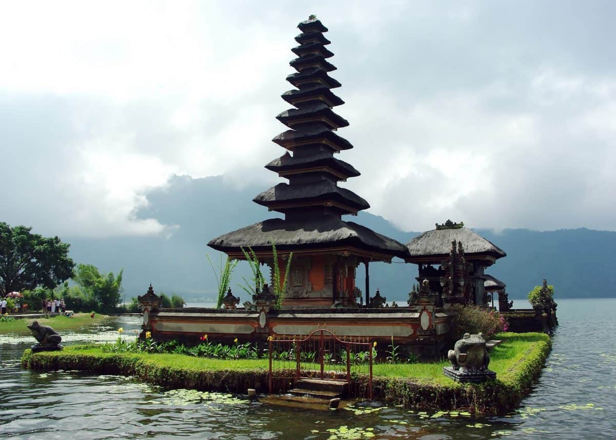 Bali temple. Image by DEZALB from Pixabay