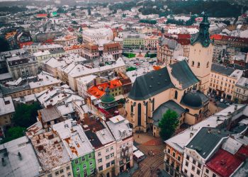 Ukraine tension with Moscow