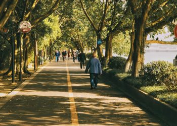 Walking can relieve leg pain