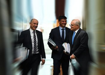 Ministers Stuart Robert, Angus Taylor and Prime Minister Scott Morrison arriving at question time. Lukas Coch/AAP