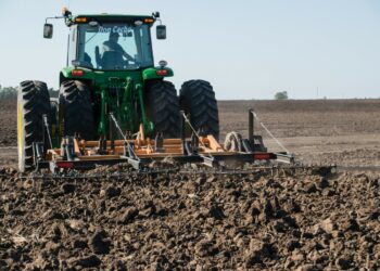 Photo by Ernesto Velázquez on Unsplash