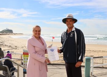 Hero lifeguard Mick Body with Nuatali Nelmes, the Lord Mayor of Newcastle. Photo credit: City of Newcastle