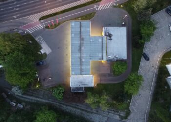 Photo by Andrzej Szymański on Unsplash