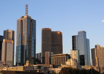 Photo by Lycheeart on Unsplash