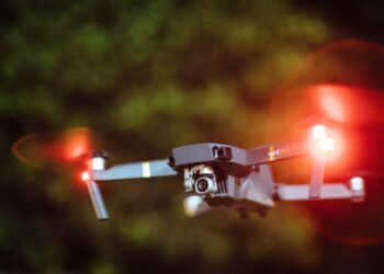 Photo by CHUTTERSNAP on Unsplash