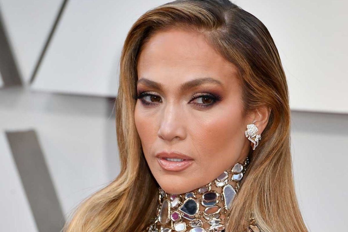 Jennifer Lopez Finds love at 52