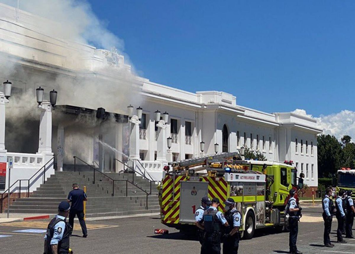 Old Parliament House Front Door Set Alight For The Second Time