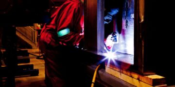 Welding Safety Gear in NZ: Helmets, Respirators, and Fume Control