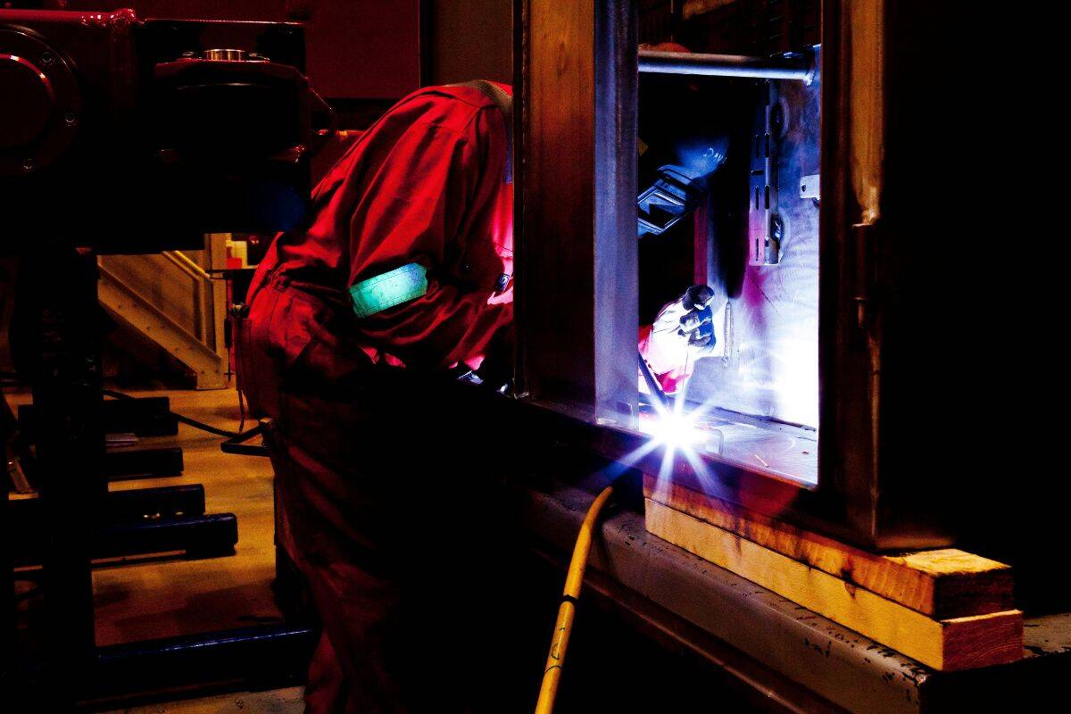 Welding Safety Gear in NZ: Helmets, Respirators, and Fume Control